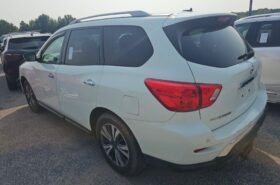 2017 Pathfinder Nissan