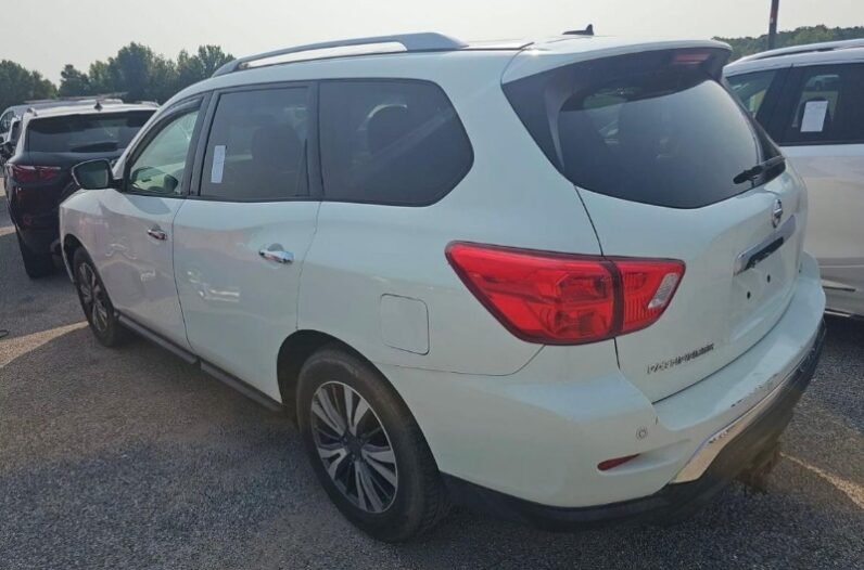 2017 Pathfinder Nissan
