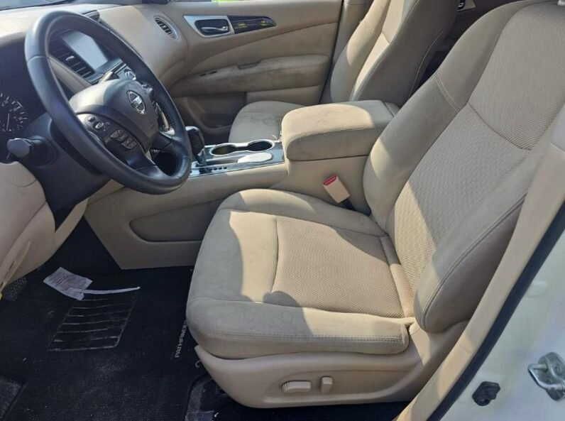2017 Pathfinder Nissan