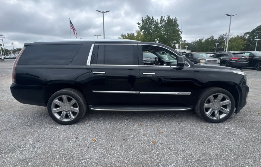 2019 Cadillac Escalade ESV Luxury