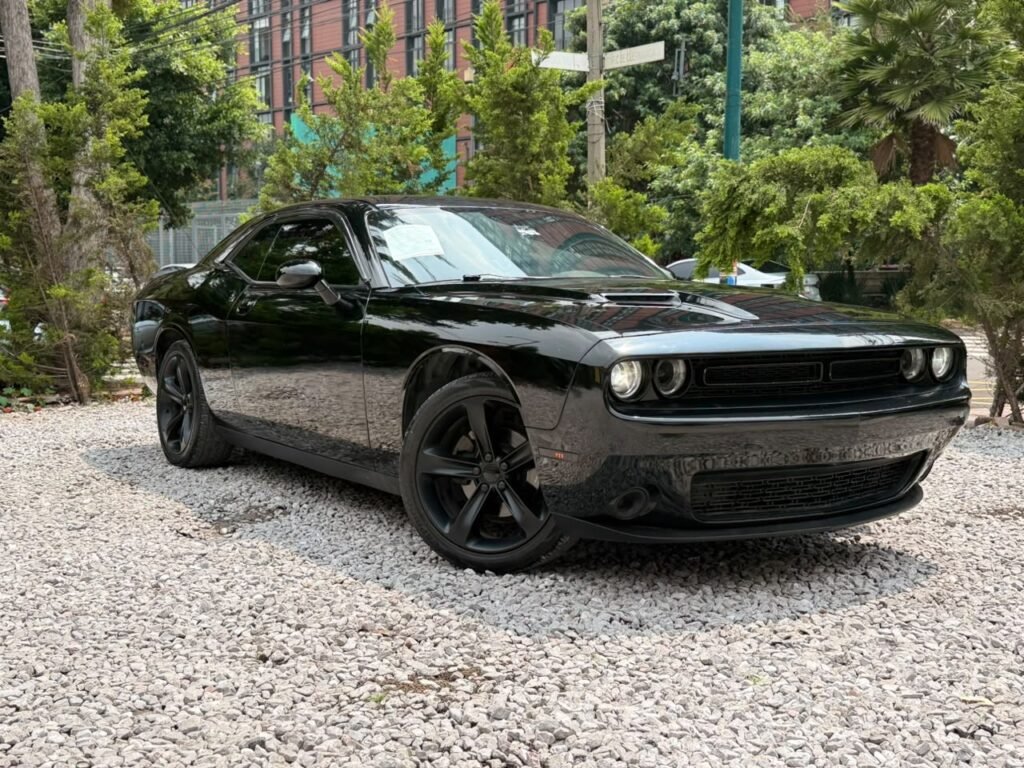 2017 Dodge Challenger SXT