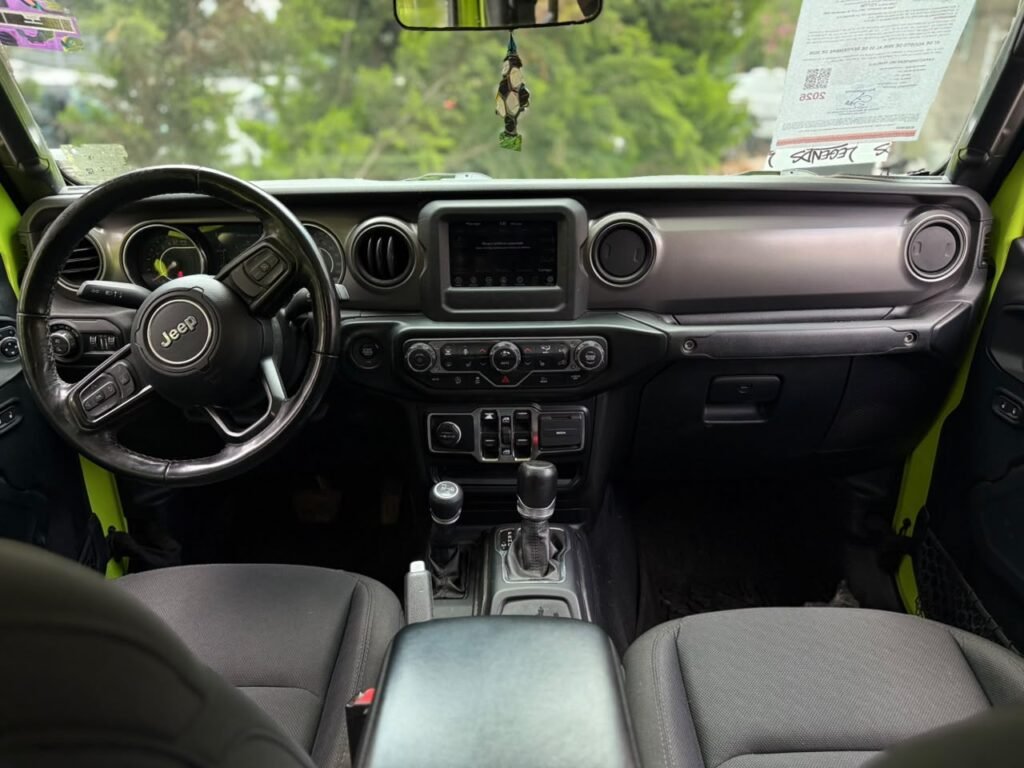 2021 Jeep Gladiator Sport