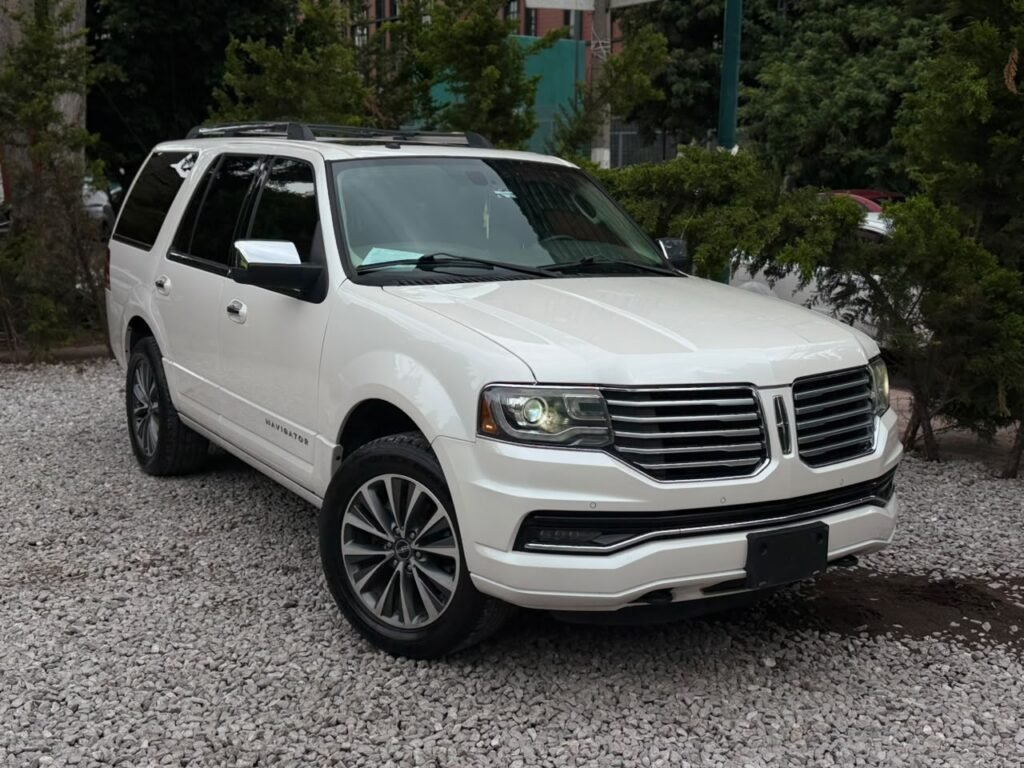 2017 Lincoln Navigator Select